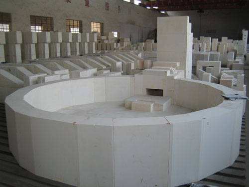 玻璃窑炉对电熔锆刚玉砖的运用！